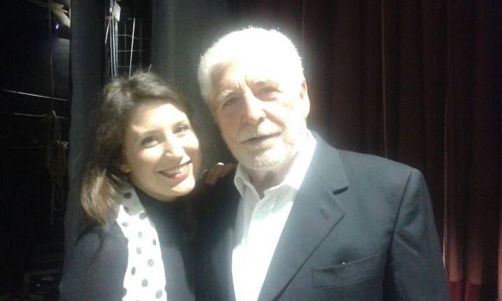 Con il suo violoncello conquista i big dello spettacolo