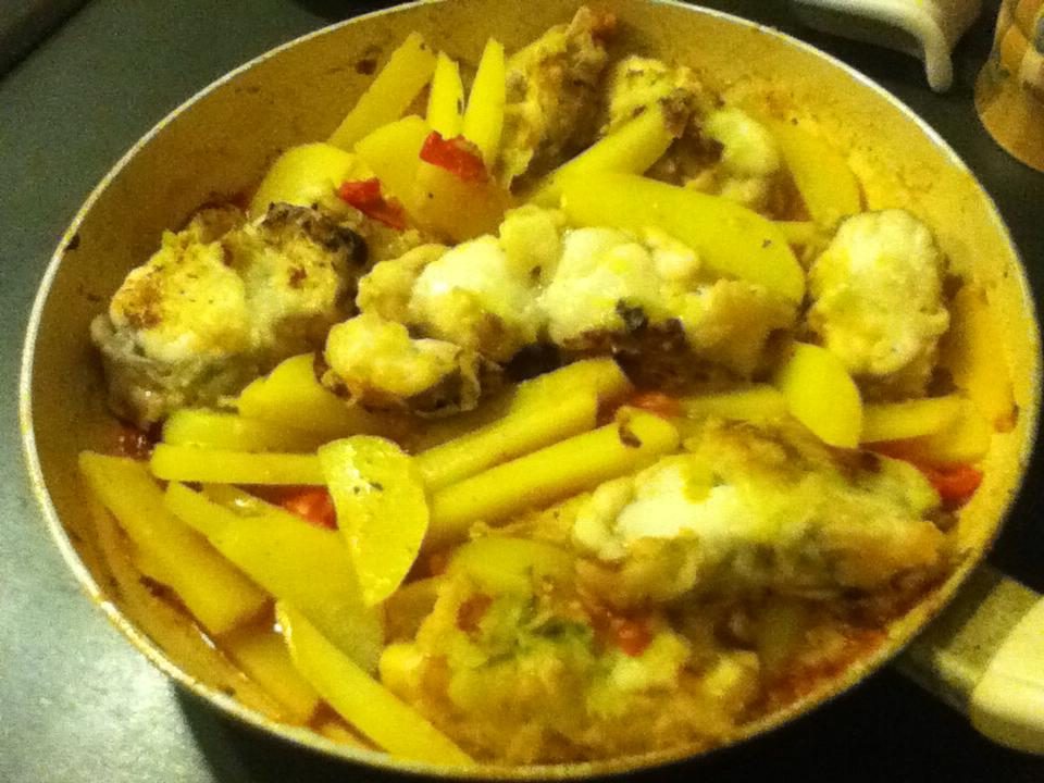 MammaRosa. Tranci di rana pescatrice con pomodori e patate