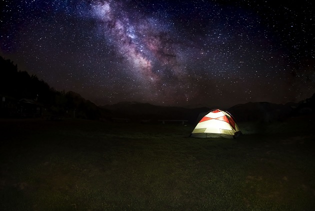 “Caccia alle stelle” con il direttore scientifico del Planetario di Milano