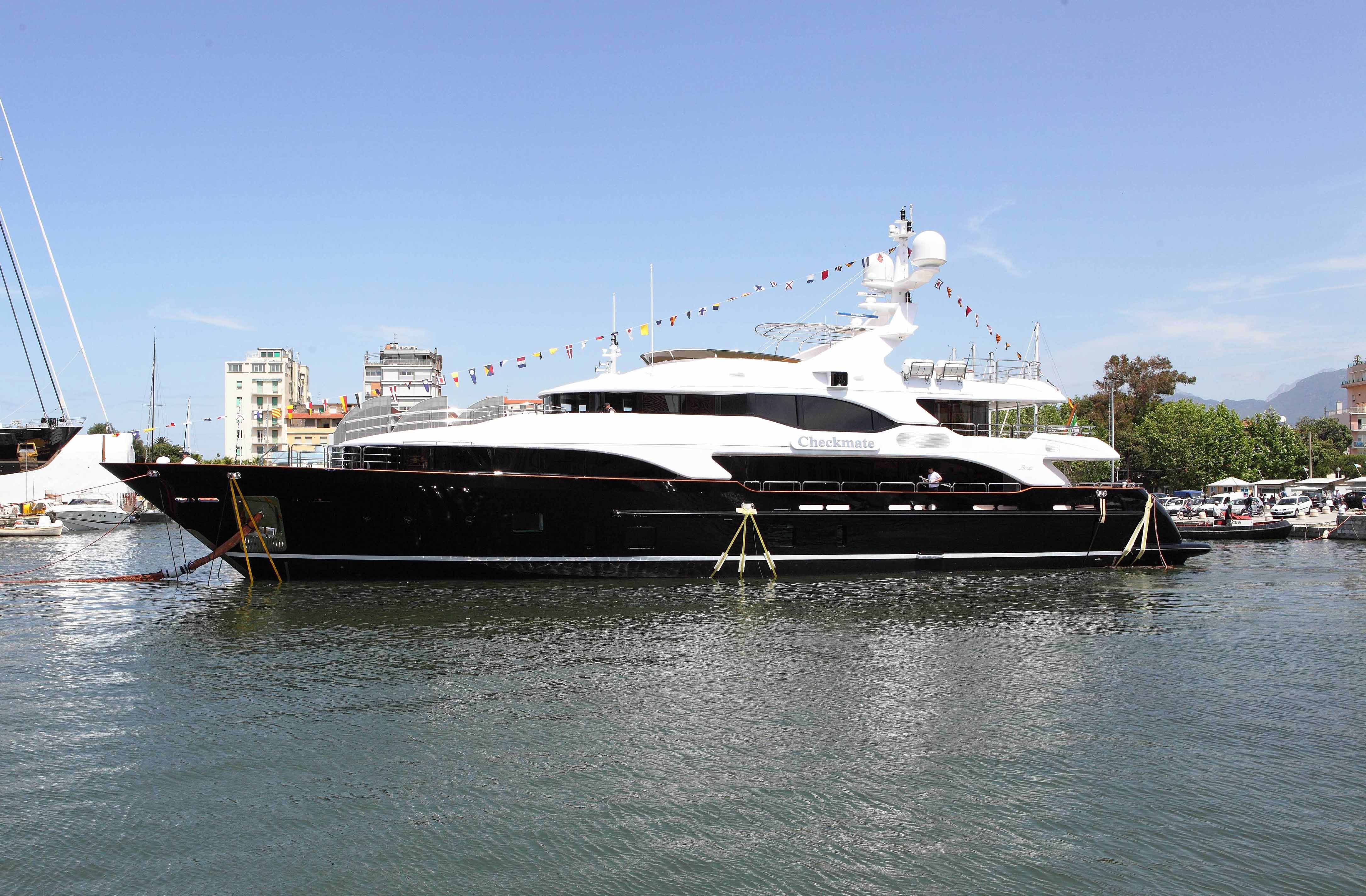 Stella a bordo dello yacht Vision 145’