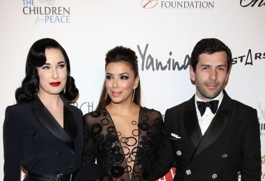 Dita Von Teese ha scelto nuovamente di indossare un abito di Alexis Mabille