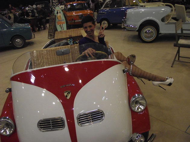 Metropolis.  Miss Motorissima con una marcia in più