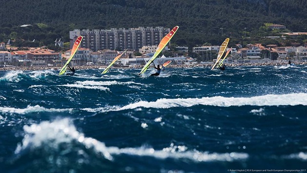 La prima giornata dei campionati europei 470