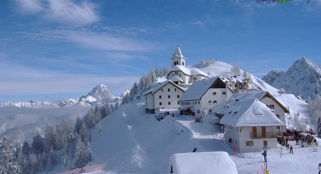 Fiaccolata dal Monte Lussari
