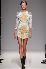 Gli anni 90 raccontati da Balmain