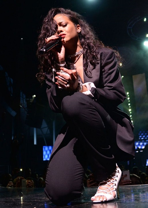 Rihanna e suoi look