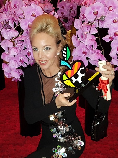 S.A.R. la Principessa Camilla di Borbone delle Due Sicilie riceve il premio The Best