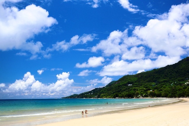 Savoy Resort & Spa apre le porte direttamente sulla paradisiaca spiaggia di Beau Vallon alle Seychelles