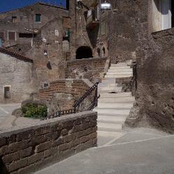 A Vallerano (VT) piccole serenate notturne