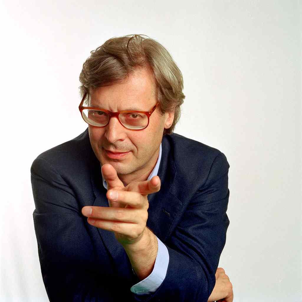 “Cacciari?E’ uno straccione che piace alle donne. Ho una tale documentazione da farlo svenire per tutta la vita”