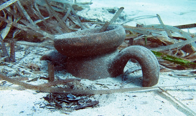 Il mare di Mazara del Vallo (TP) restituisce alcune antiche anfore
