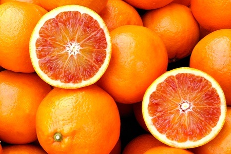 Succo di arancia. Meglio spremere