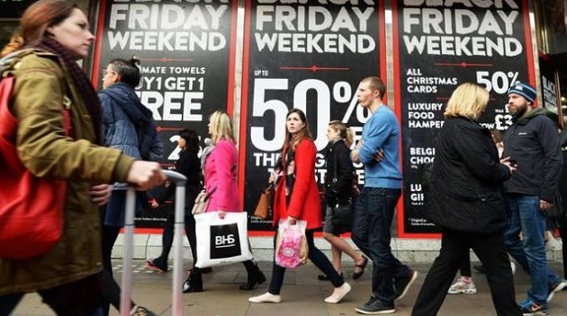 Black Friday mania, tutti pronti allo shopping scatenato