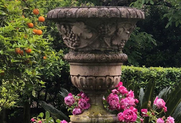 Il romantico giardino di Palazzo Cocozza di Montanara