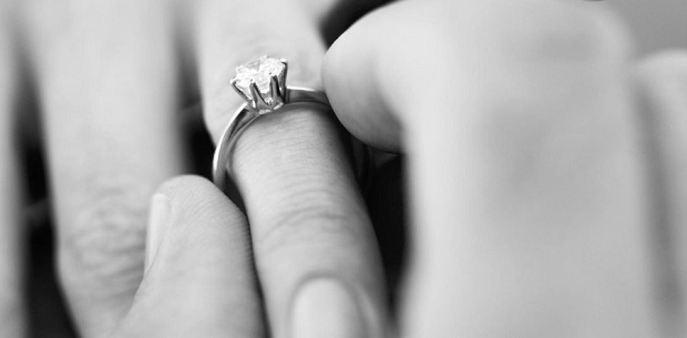 Un diamante è per sempre? No, va restituito all’ex