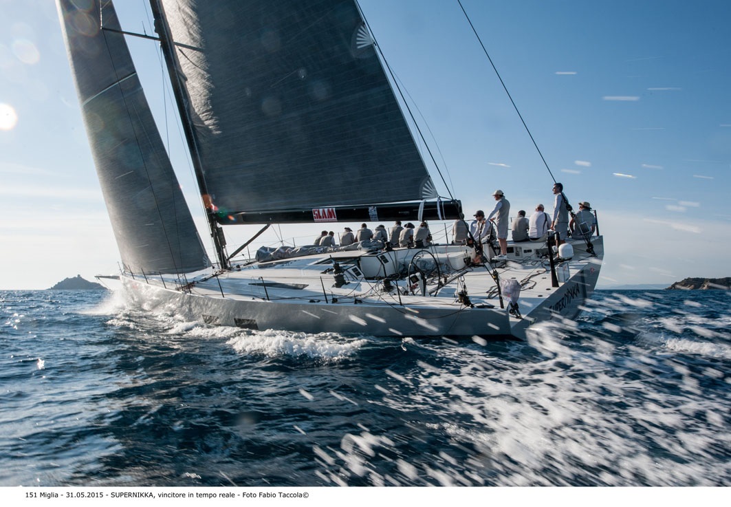 SuperNikka si aggiudica la 151 miglia-Trofeo Celadrin in tempo reale