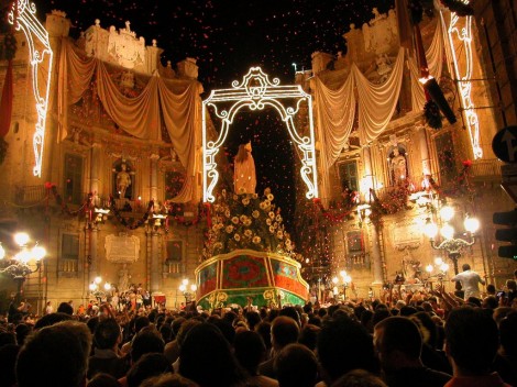 Palermo, oltre duecentomila persone al Festino di Santa Rosalia