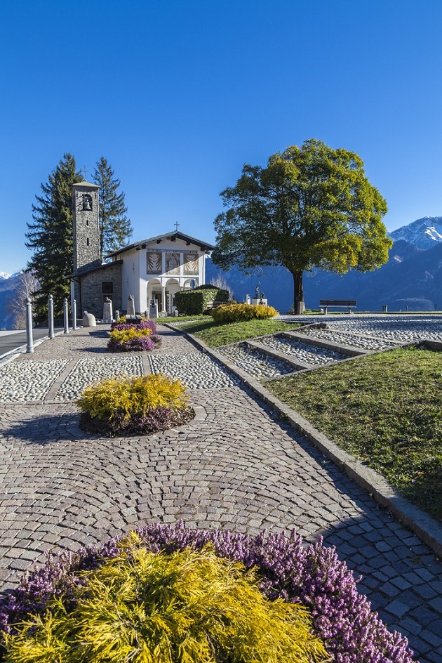 Ponte di Ognissanti in sella: le cinque strade da non perdere in Italia
