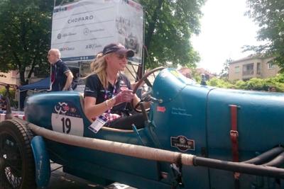 E’ partita la corsa più bella del mondo con 450 auto storiche in gara