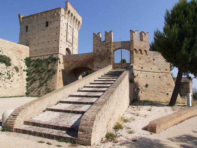 Al via il bando per ridare vita a castelli e masserie