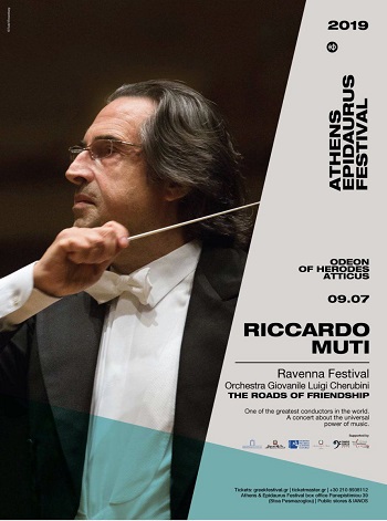 Inno a Grecia e a Italia. Dirige Riccardo Muti
