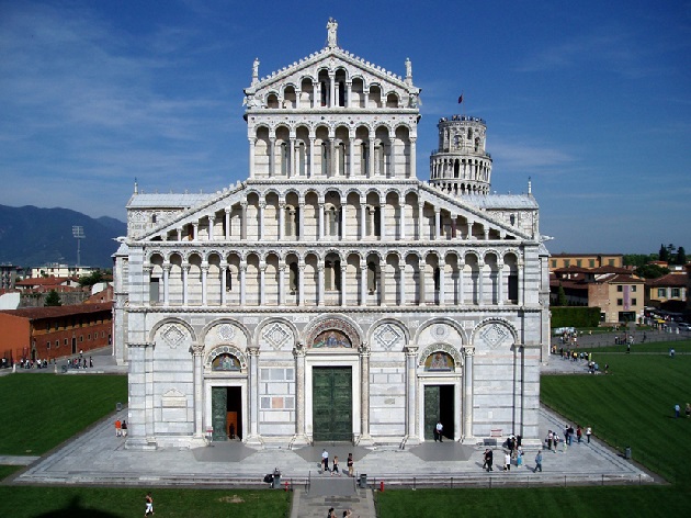 Nel solco di Pietro. La cattedrale di Pisa e la Basilica Vaticana