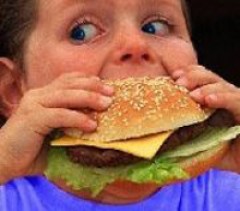 Obesità infantile. Il fegato grasso mette a rischio il cuore dei bambini