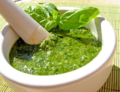 Pesto al mortaio e poi… troffie che bontà