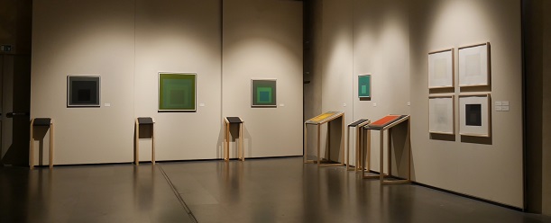Josef and Anni Albers. Voyage inside a blind experience