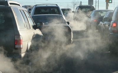 Uno studio rivela che lo smog rallenta il cervello dei bambini