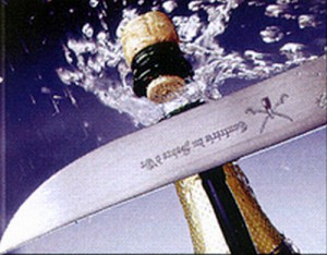 E lo spumante si stappa… a colpi di sciabola