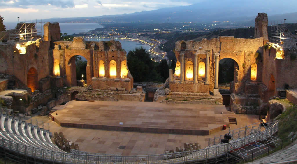 Verso il debutto di Nabucco e Aida