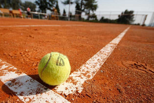 Il tennis non fa male alla nostra schiena