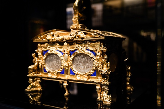 True Perfection. La Cassetta Farnese di Capodimonte