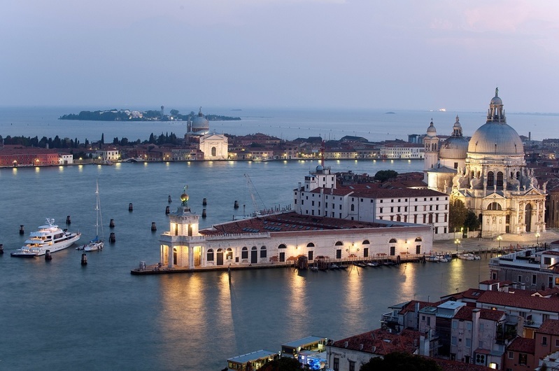 Punta della Dogana come non l’avete mai vista