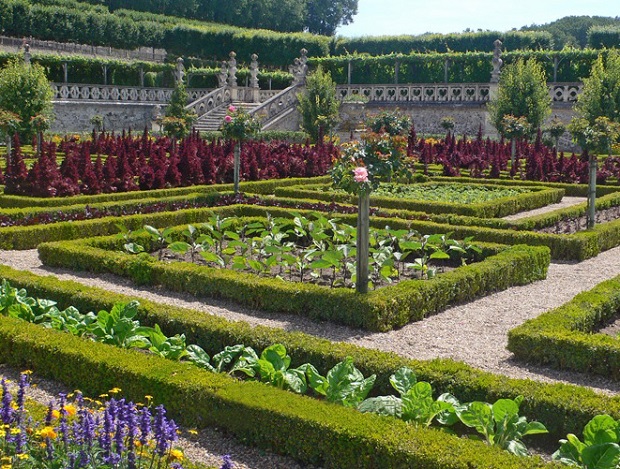 Un tetris verde per Modica Flower show