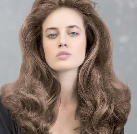 Fine dei capelli piatti