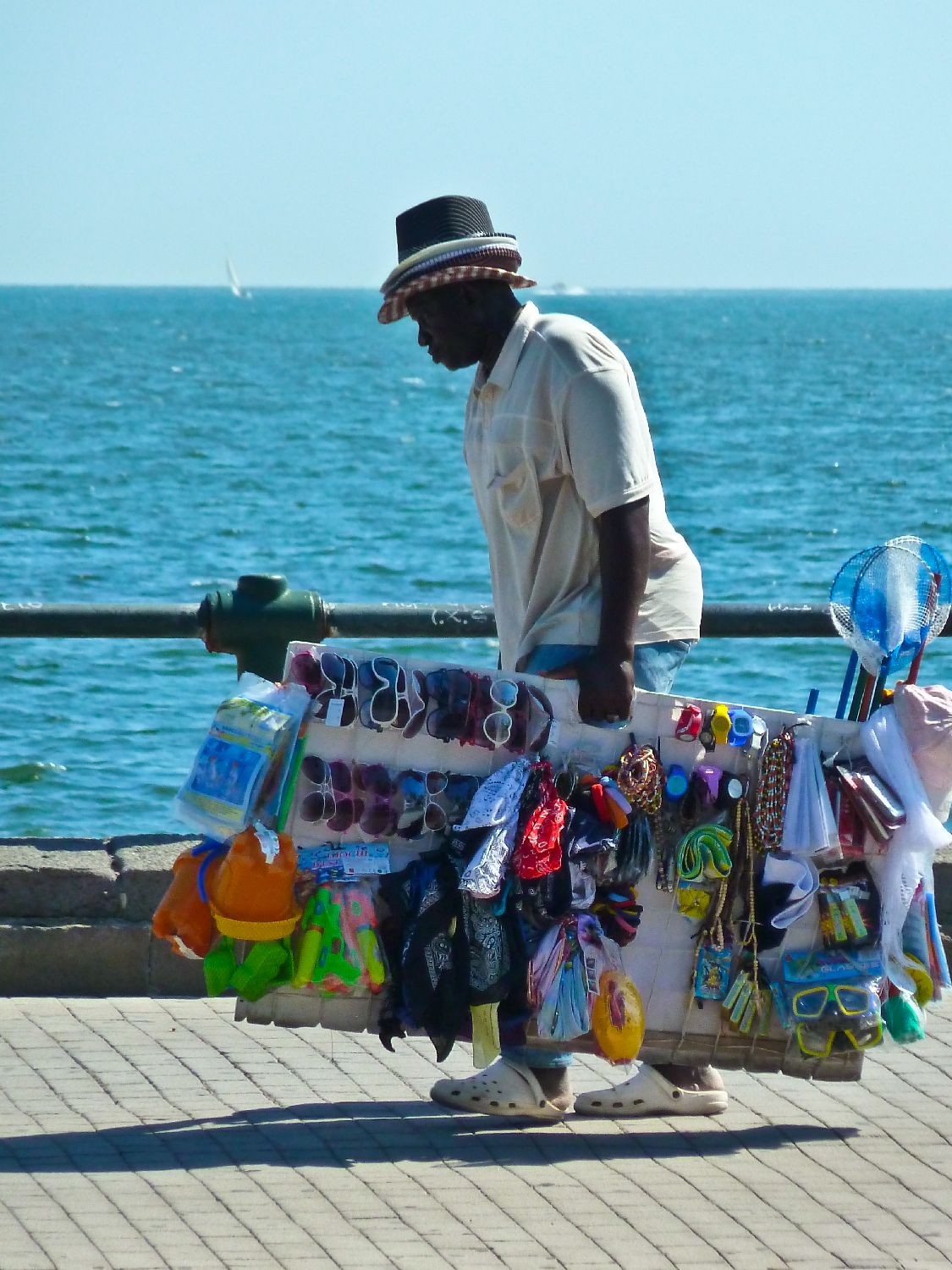 Spiagge. Multe salatissime per chi compra da venditori occasionali: da 100 a 7.000 euro